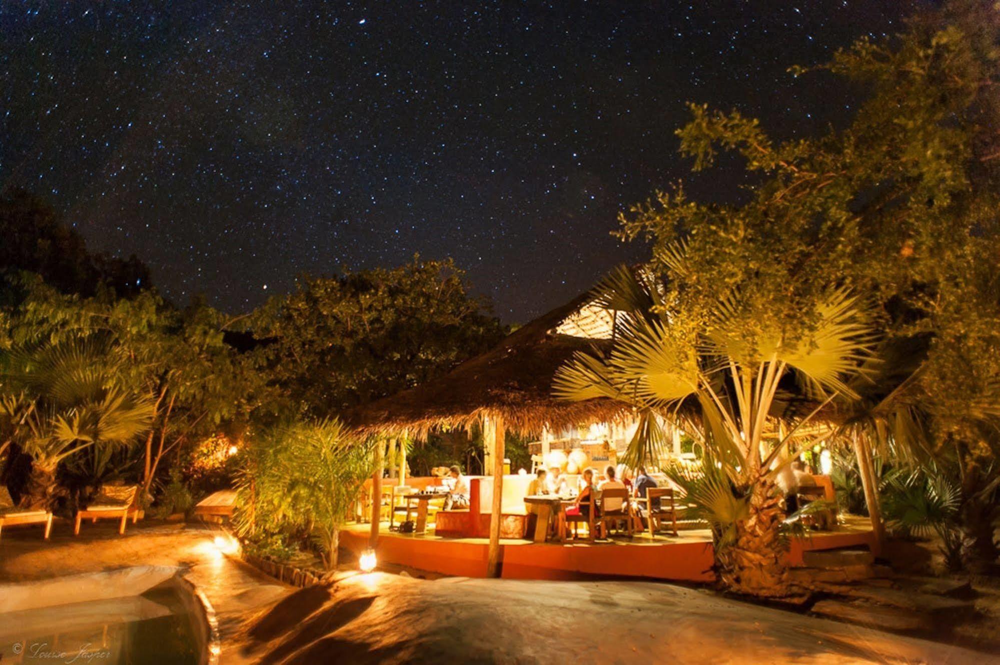 Hotel Iharana Bush Camp Antsiranana Exterior foto